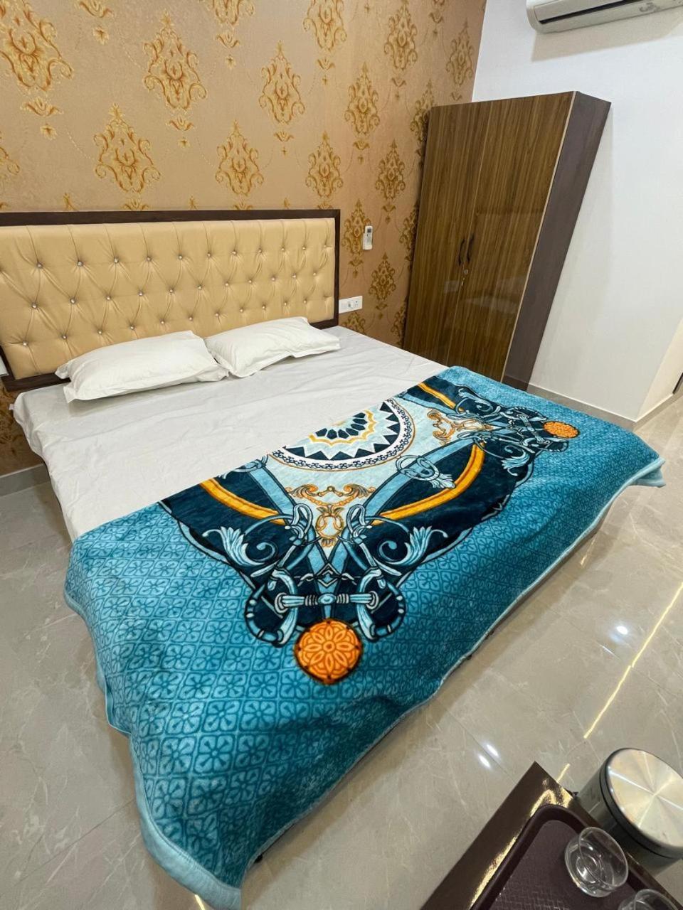 Kashi Imperial Bed and Breakfast Varanasi Eksteriør billede